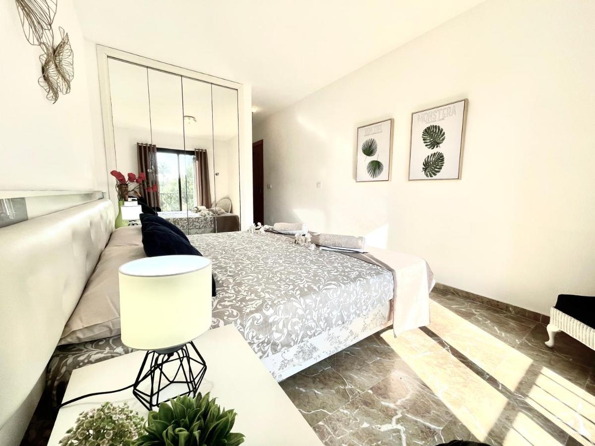 Riviera By The Beach 2 Bedroom Apartment Sitio de Calahonda Esterno foto