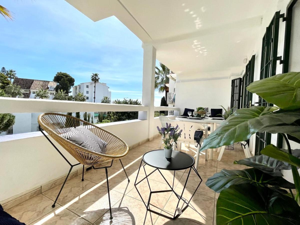Riviera By The Beach 2 Bedroom Apartment Sitio de Calahonda Esterno foto