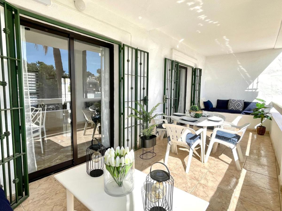 Riviera By The Beach 2 Bedroom Apartment Sitio de Calahonda Esterno foto
