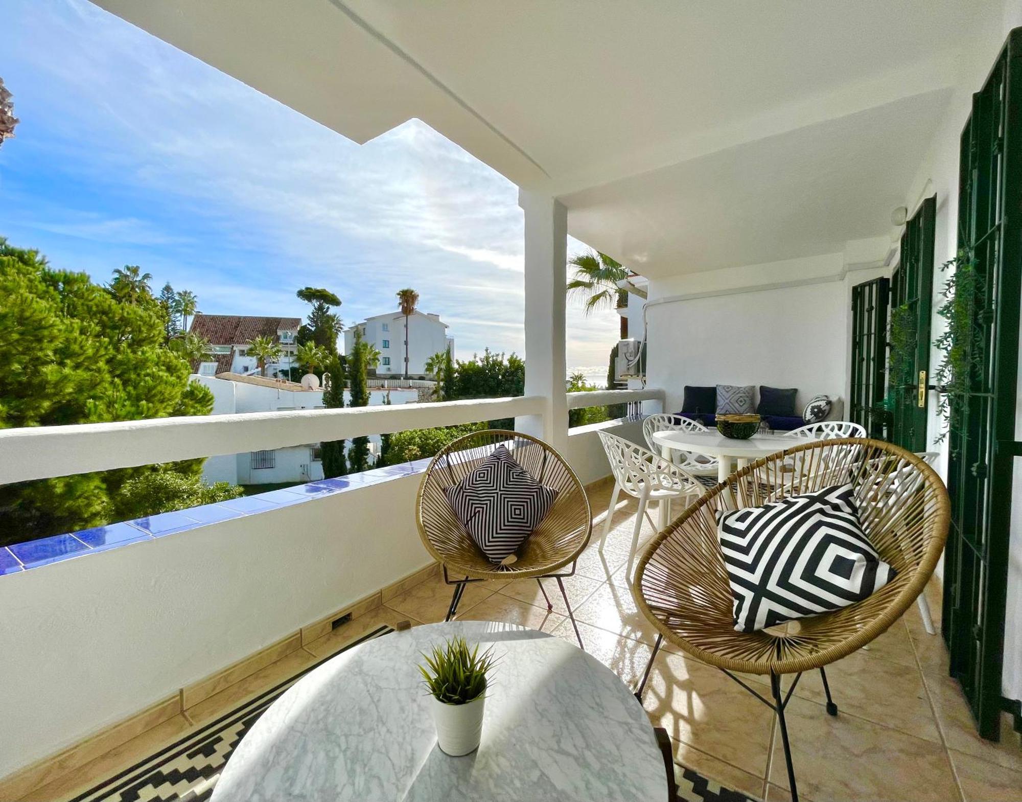 Riviera By The Beach 2 Bedroom Apartment Sitio de Calahonda Esterno foto