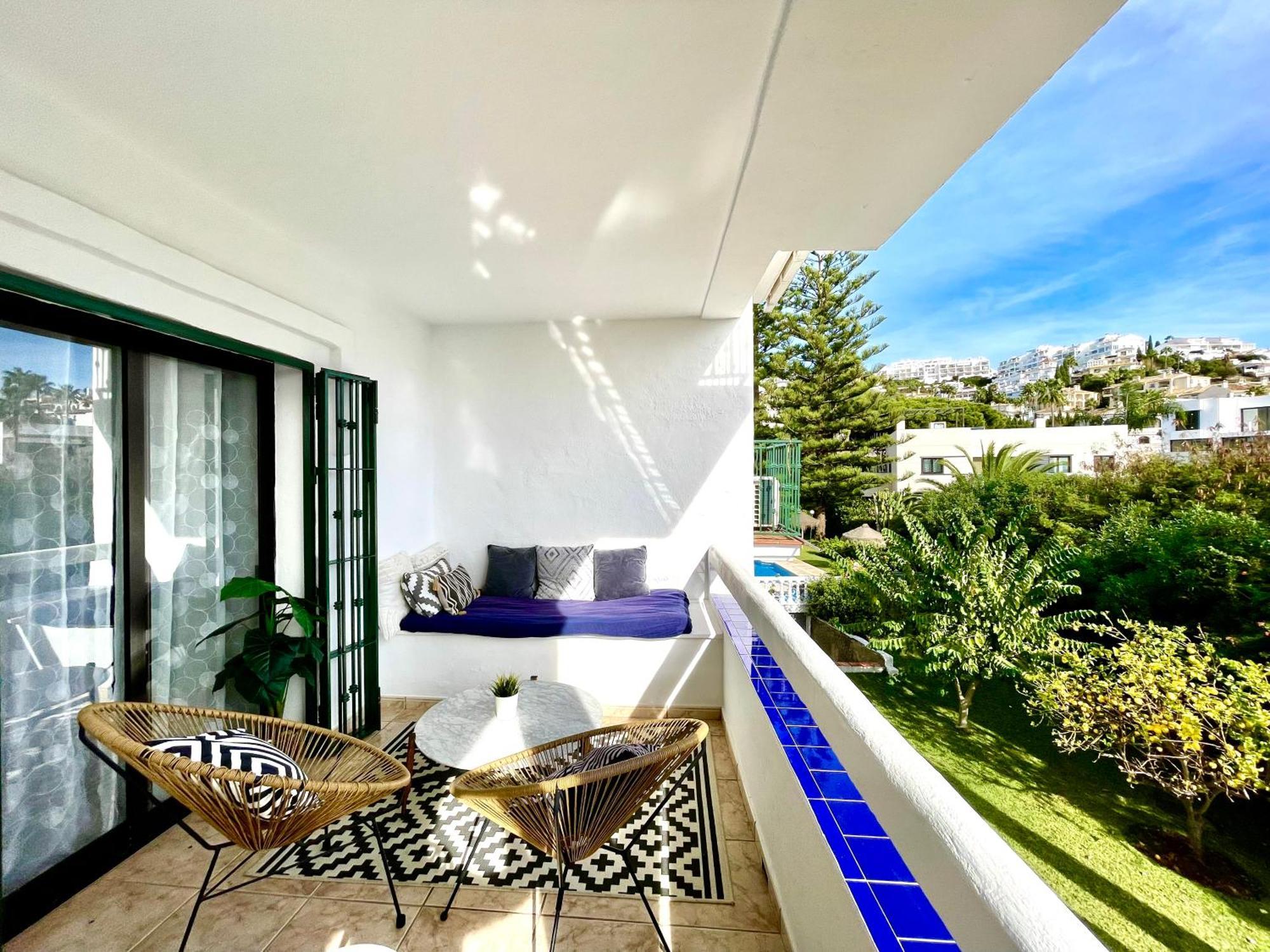 Riviera By The Beach 2 Bedroom Apartment Sitio de Calahonda Esterno foto