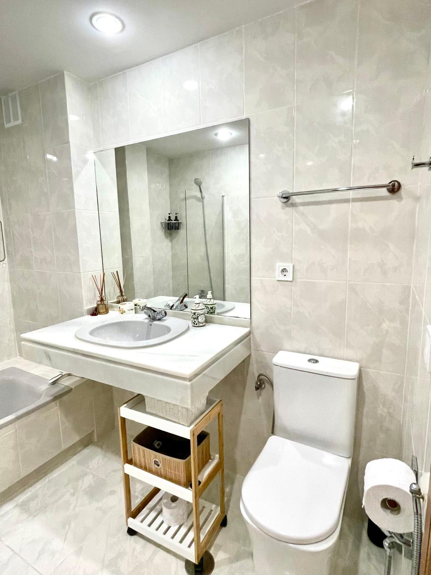 Riviera By The Beach 2 Bedroom Apartment Sitio de Calahonda Esterno foto